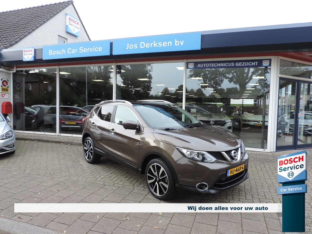 Nissan Qashqai - 1.2 Tekna Automaat - Pano | Leer | 360 Camera | Elektr. stoel | Dode hoek | Stoelverw. | P - AutoWereld.nl