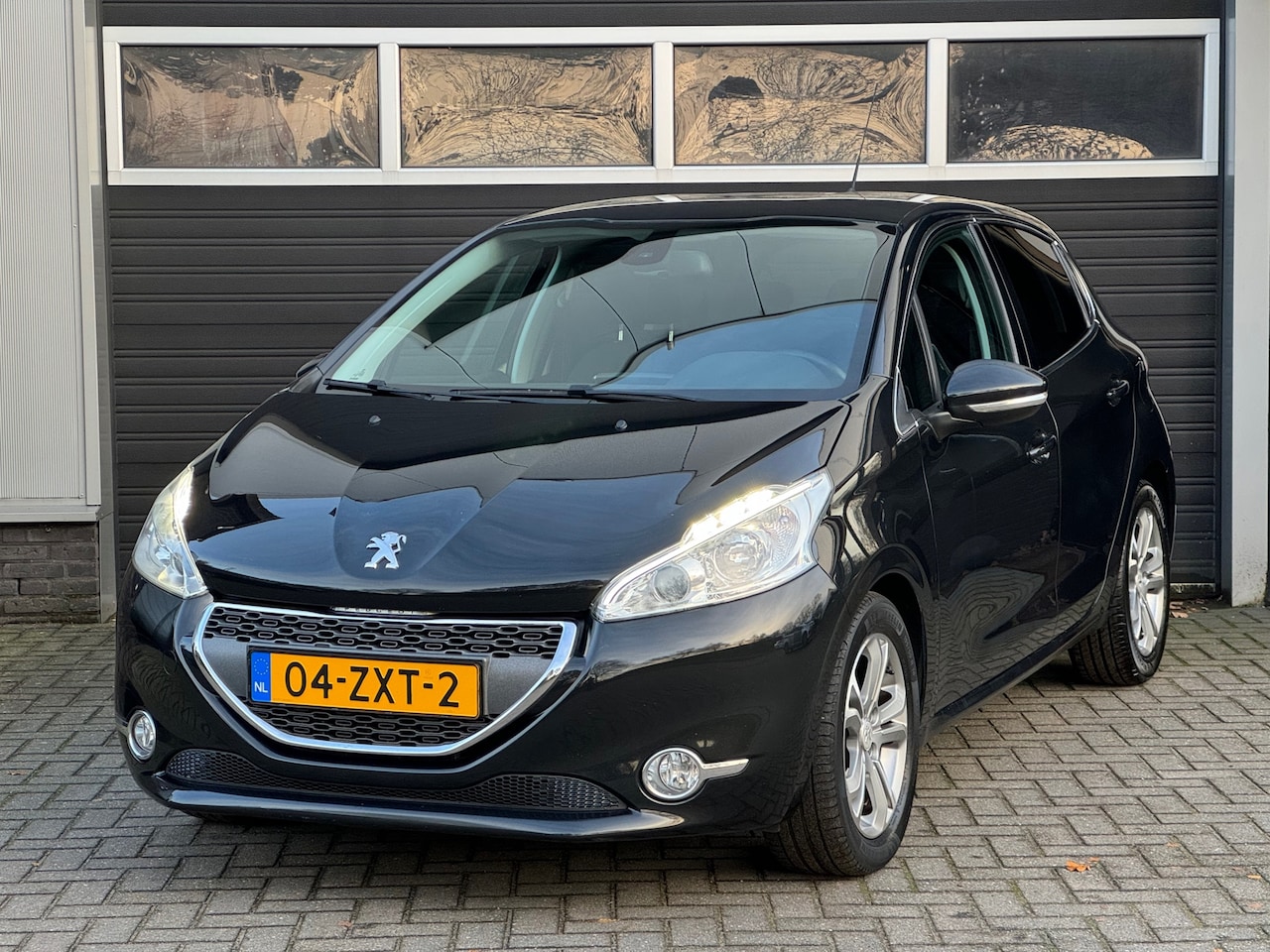 Peugeot 208 - 1.6 VTi Allure Led, Navi, Cruise, Climate Control, NAP - AutoWereld.nl