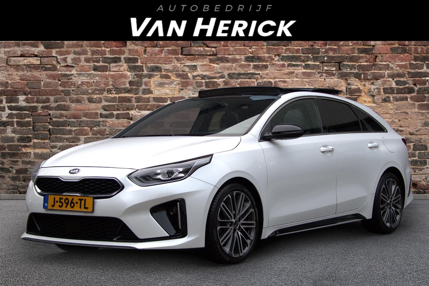 Kia Pro cee'd - 1.4 T-GDI GT-PlusLine Automaat | ACC | Open-dak | Apple Carplay - AutoWereld.nl