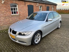 BMW 3-serie - 320i Executive