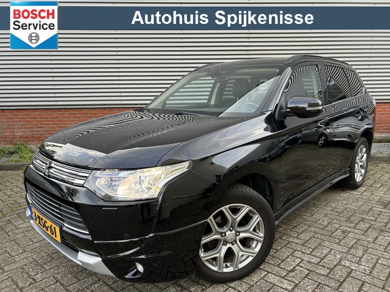 Mitsubishi Outlander - 2.0 PHEV Executive Edition | Trekhaak | - AutoWereld.nl