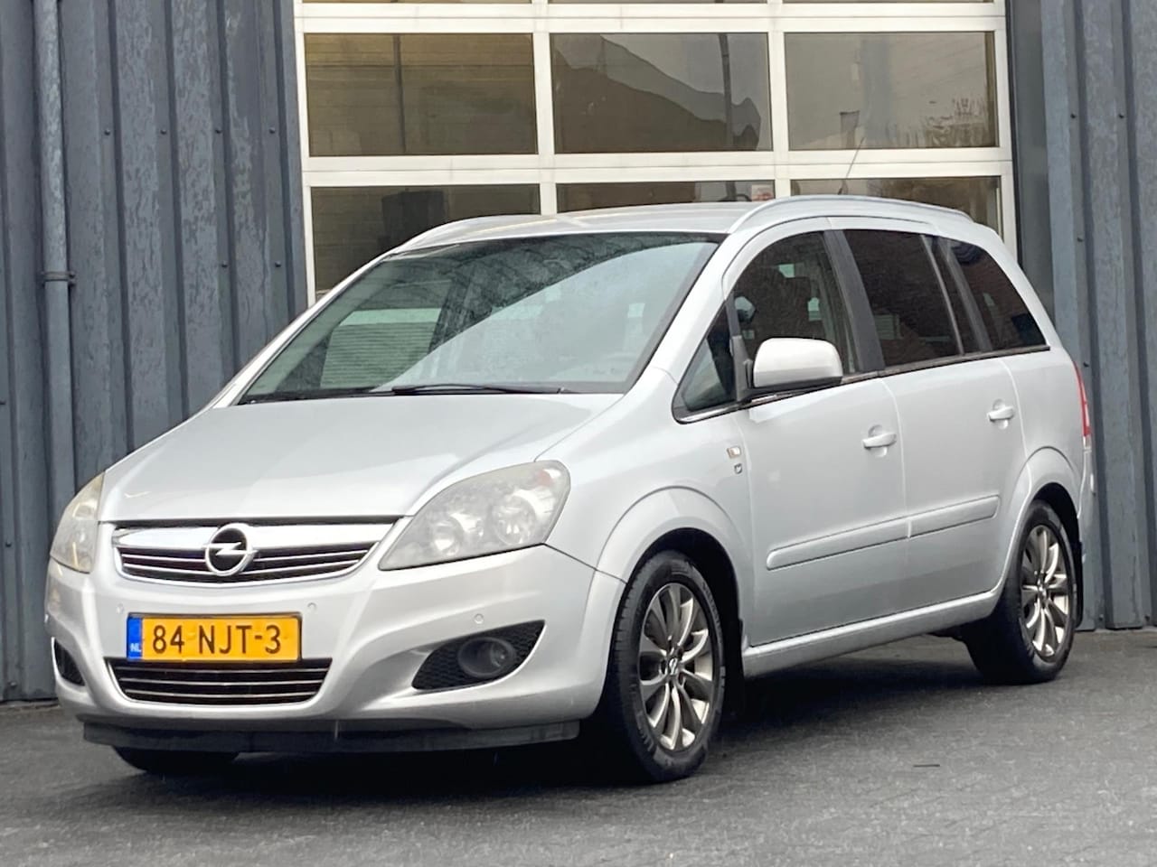 Opel Zafira - 1.8 111 years Edition Autmaat Airco Trekhaak - AutoWereld.nl