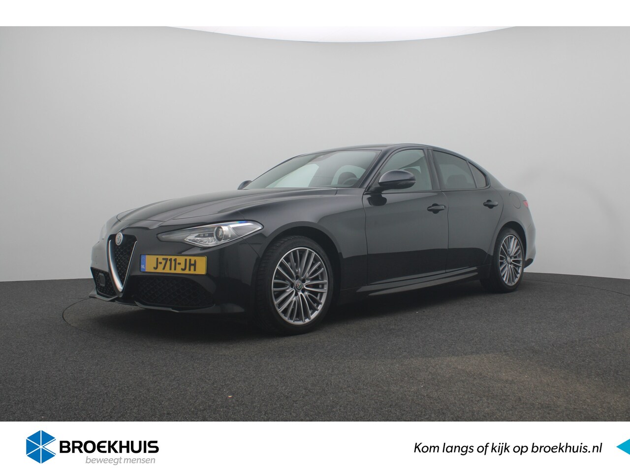 Alfa Romeo Giulia - 2.0T Super Veloce | Vol leder | Groot Nav. - AutoWereld.nl