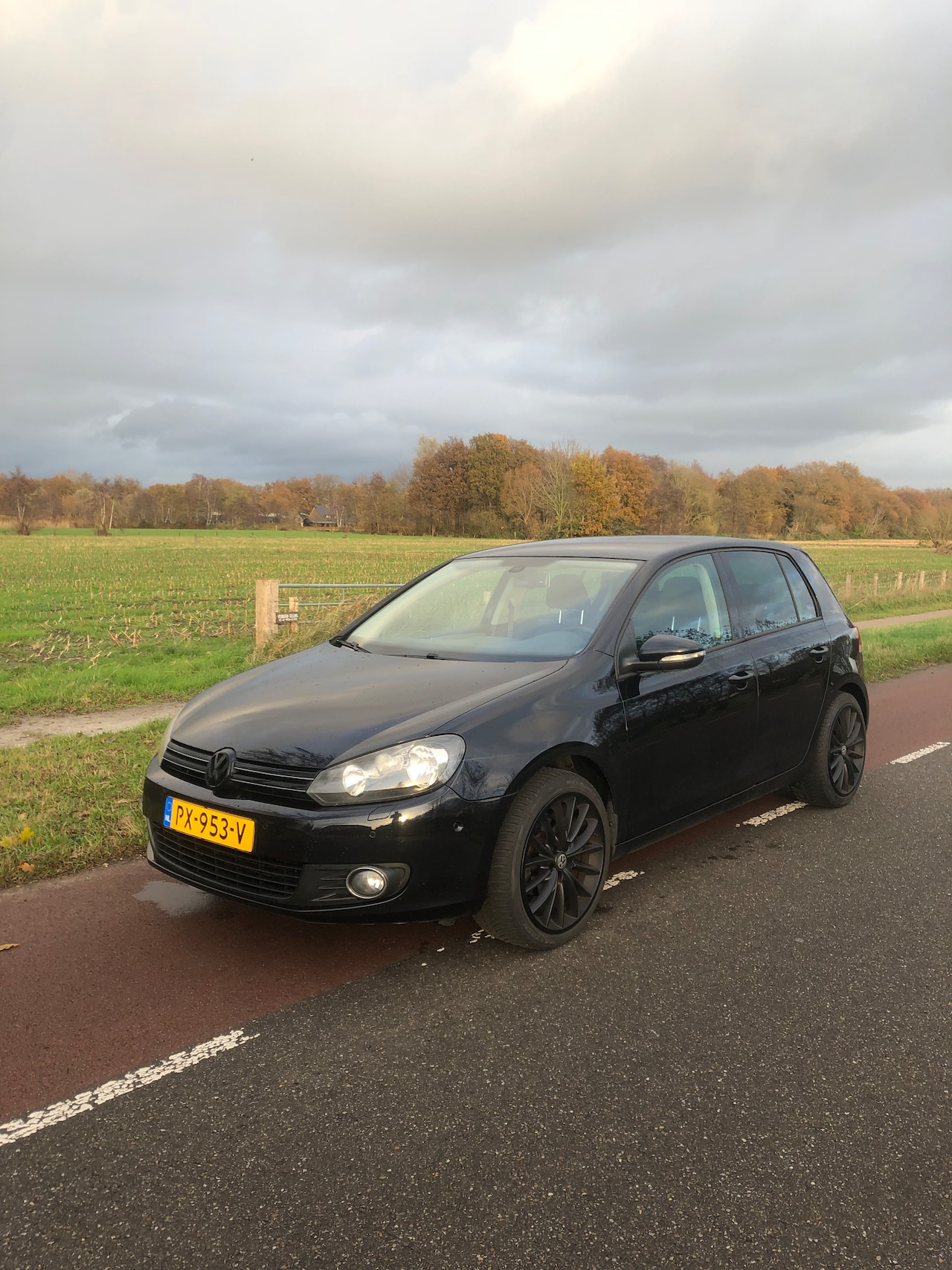 Volkswagen Golf - 1.2 TSI Highline BlueMotion - AutoWereld.nl