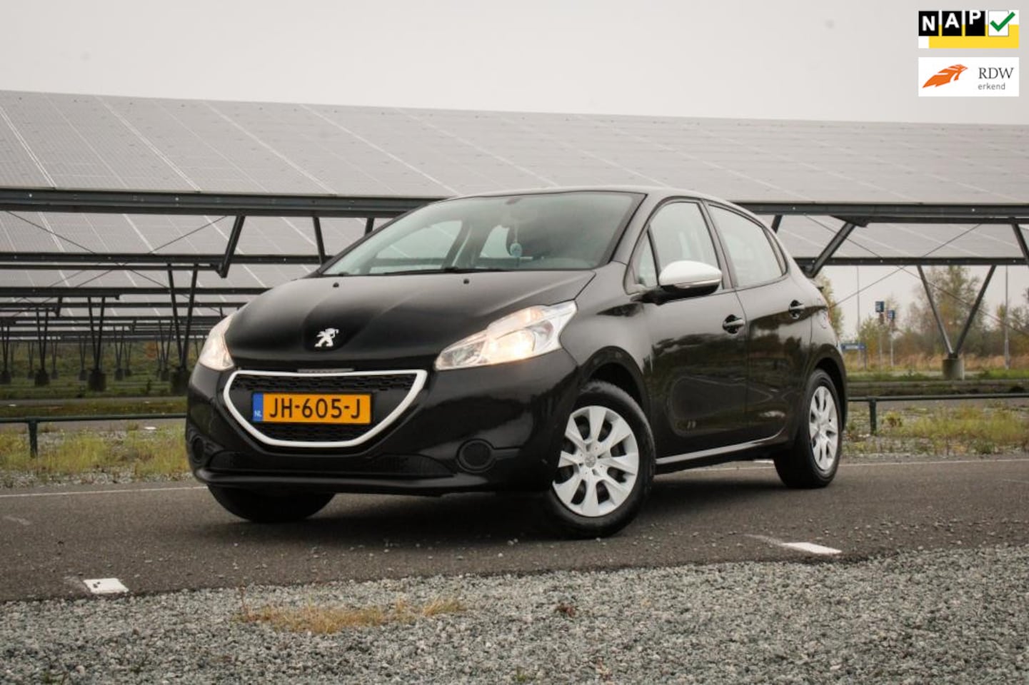 Peugeot 208 - 1.0 PureTech LIKE / Revisie motor!! / APK / CRUISE / 1 JAAR GARANTIE! - AutoWereld.nl