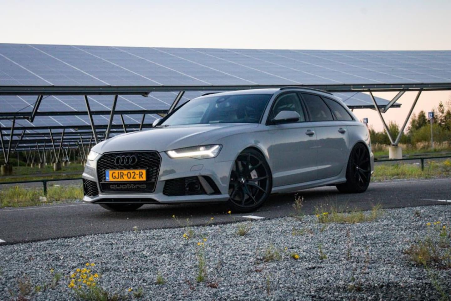 Audi A6 Avant - 4.0 TFSI RS 6 quattro Pro Line Plus Nardo / Pano / Keramisch / ACC / Bose - AutoWereld.nl