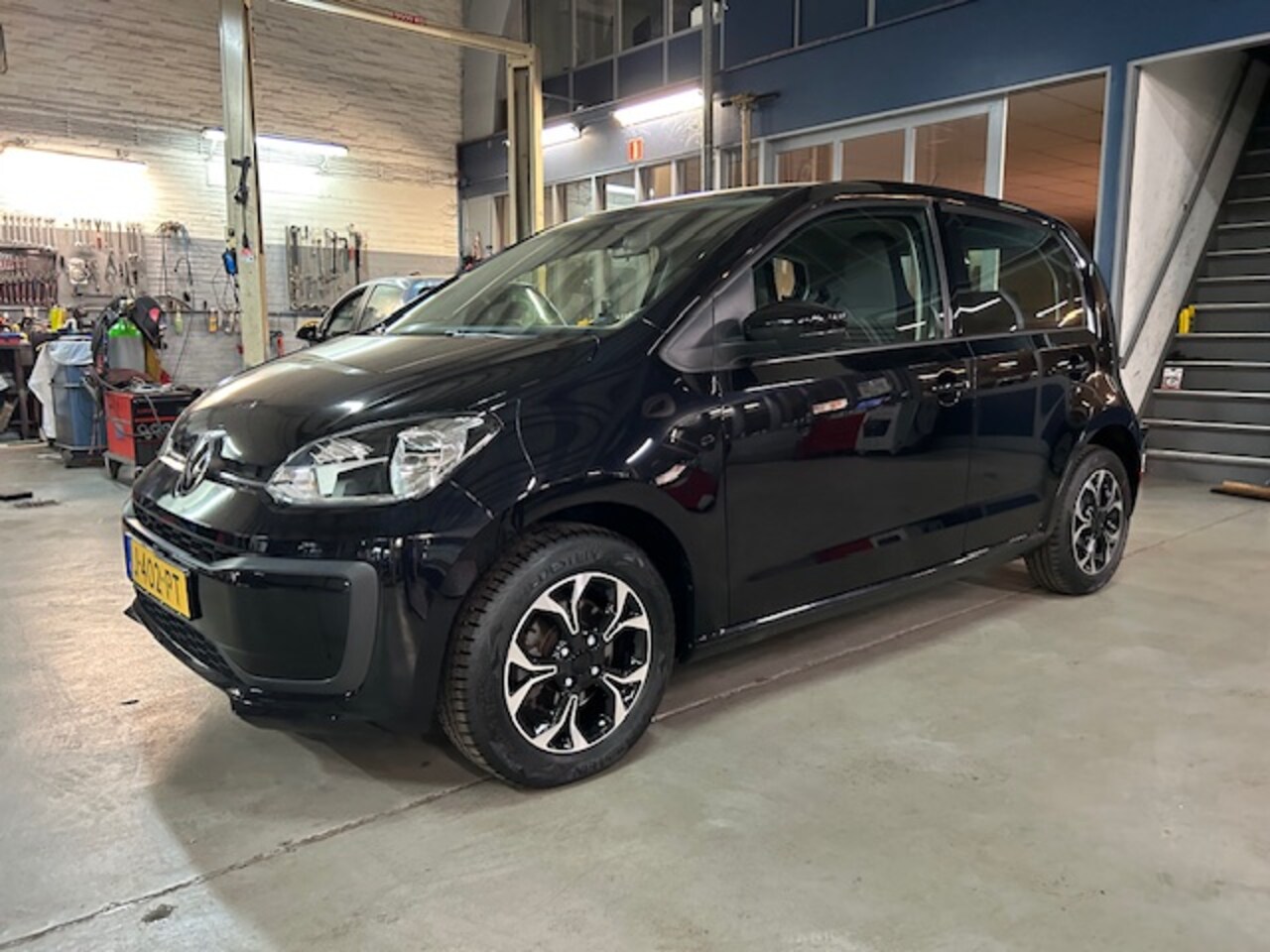 Volkswagen Up! - 1.0 60PK 4D BMT Move up! Bluetooth | Cruise control | Camera | Lichtmetalen velgen | Parke - AutoWereld.nl