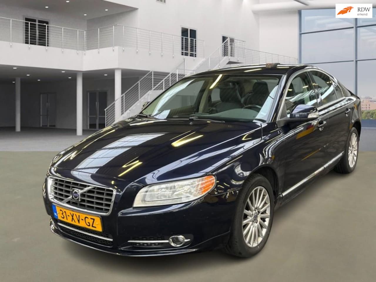 Volvo S80 - 2.4D Momentum AUT LEDER PSENSOR CRUISE TREKHAAK - AutoWereld.nl