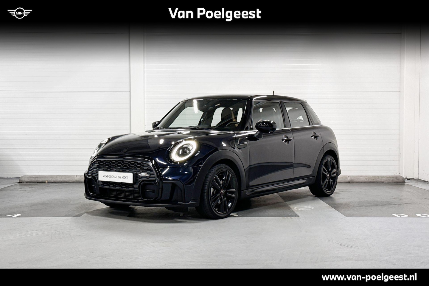 MINI John Cooper Works - 5-Deurs Cooper | Apple CarPlay | Park Distance Control | Navigatiesysteem - AutoWereld.nl