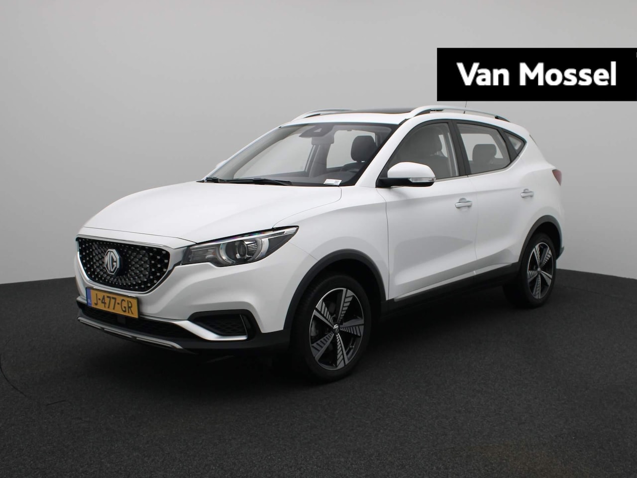 MG ZS - EV Luxury 45 kWh | Leder | Navigatie | Achteruitrijcamera | Panoramaschuifdak | Stoelverwa - AutoWereld.nl