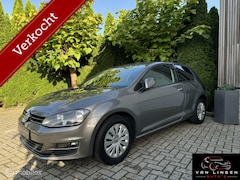 Volkswagen Golf - 1.2 TSI Trendline