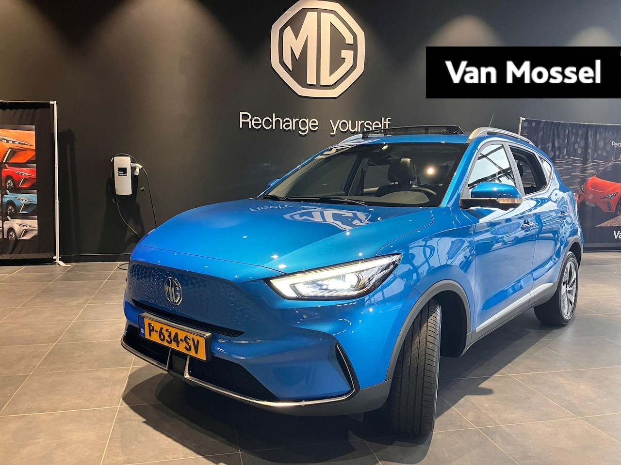 MG ZS - EV Standard Range Luxury 50 kWh | 1e-Eigenaar | Panoramadak | Leder | Navi | 360 Camera | - AutoWereld.nl