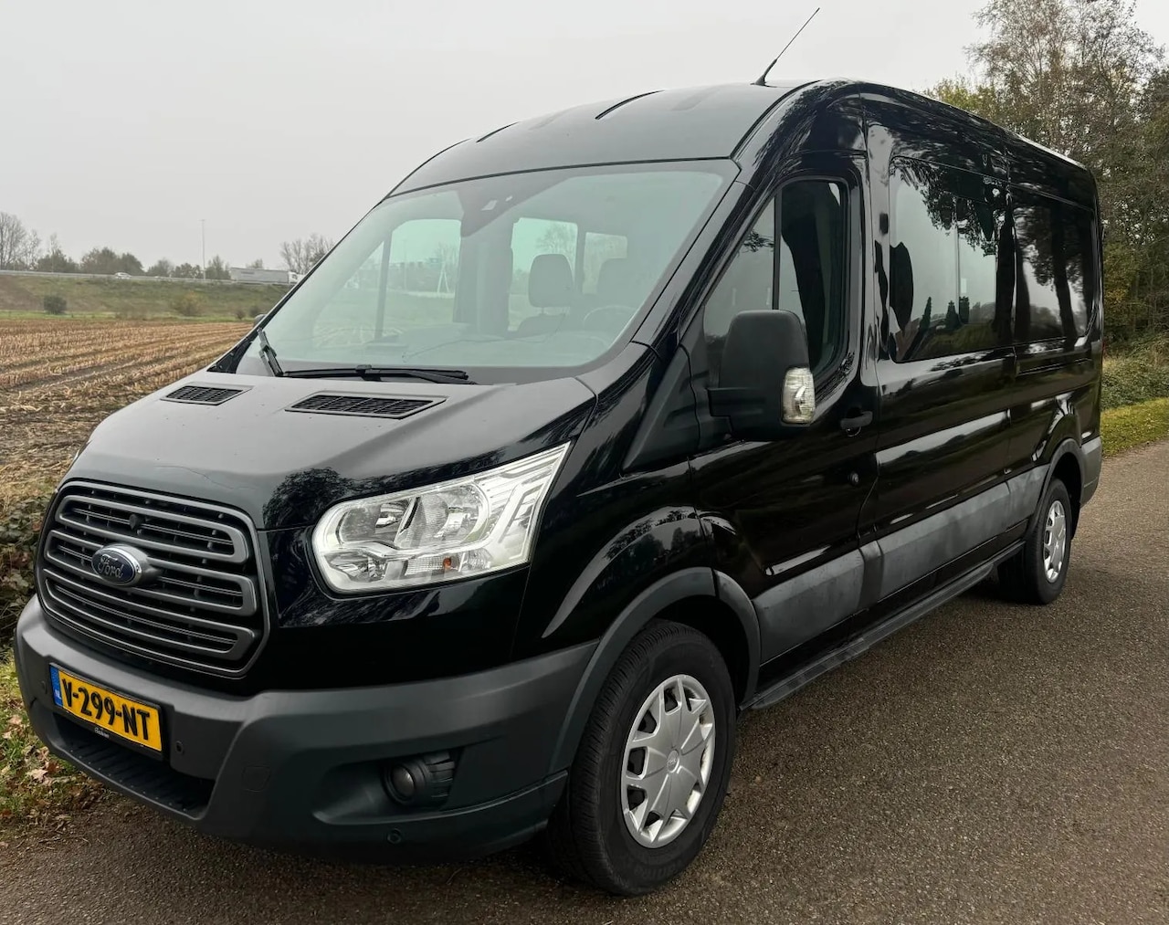 Ford Transit - 350 2.0 TDCI L3H2 DUBBELE CABINE 2018 AIRCO EURO 6 - AutoWereld.nl