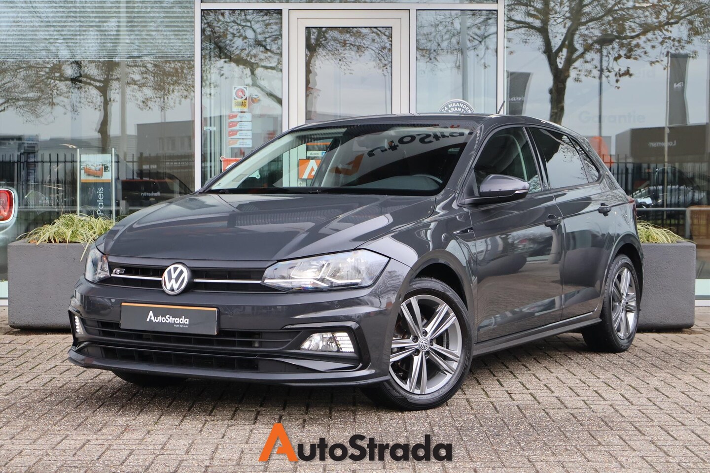 Vw Polo 1.0 Tsi R Line 2018 Volkswagen Polo 1.0 TSI R-LINE 95pk I Virtual I Stoelverwarming I Navi
