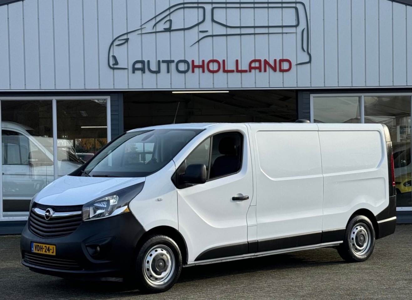 Opel Vivaro - 1.6 CDTI 92KW 125PK L2H1 EURO 6 NAVIGATIE/ CAMERA/ AIRCO/ CRUISE - AutoWereld.nl