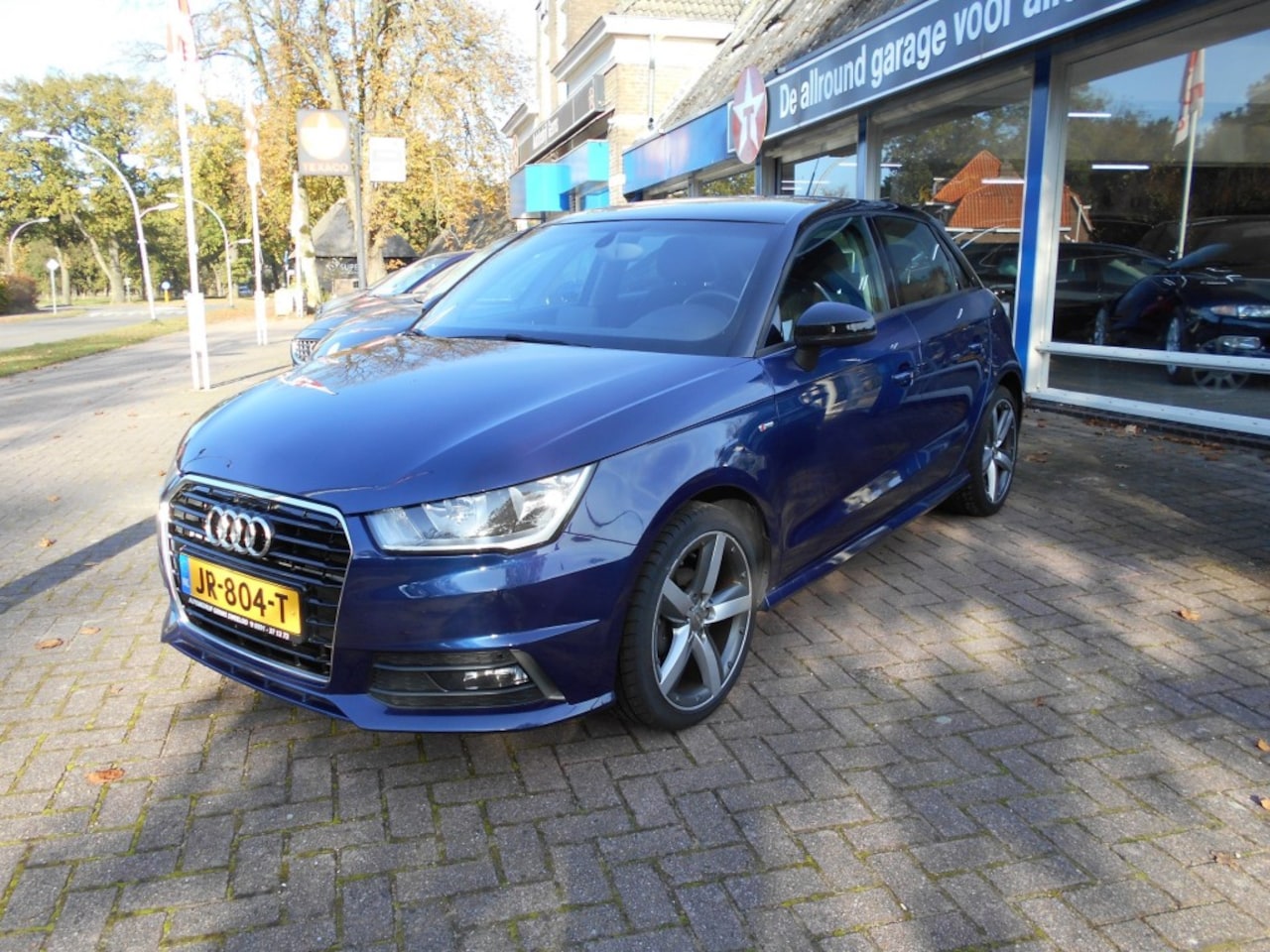 Audi A1 Sportback - 1.0TFSi Sportback S-Line Adrenaline  Zwart dak !!! - AutoWereld.nl