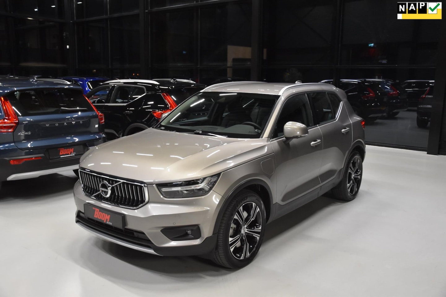 Volvo XC40 - 1.5 T5 Twin Engine Inscription TREKHAAK/LEER/CARPLAY/360CAMERA - AutoWereld.nl