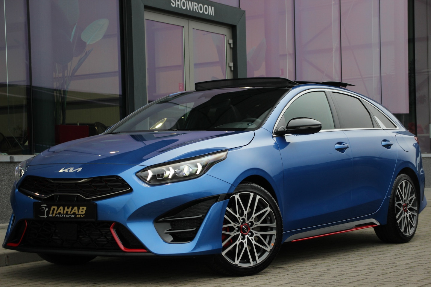 Kia Pro cee'd - 1.6 T-GDi GT | DIRECT LEVERBAAR | 204PK | Sportuitlaat | Panoramadak | Vol Opties | - AutoWereld.nl