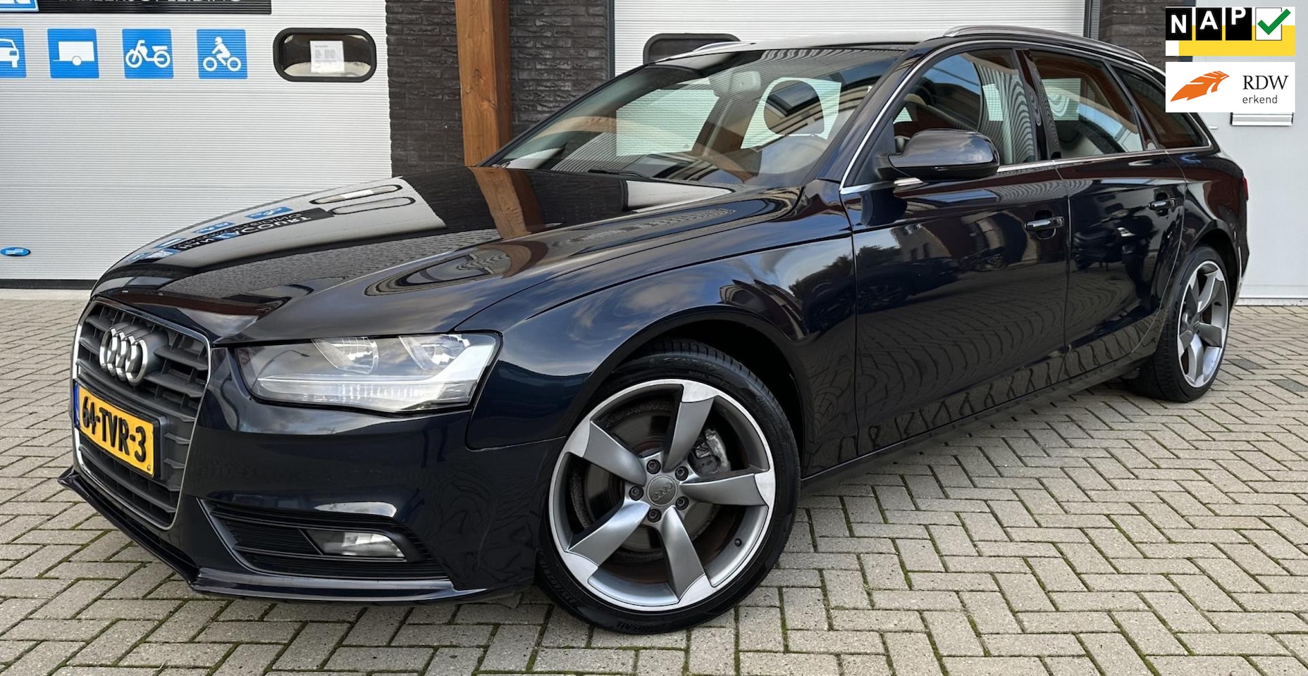 Audi A4 Avant - 1.8 TFSI AUTOMAAT/NAVI/CRUISE/TREKHAAK/NL-AUTO - AutoWereld.nl