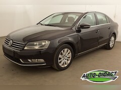 Volkswagen Passat - 1.6 TDI Navi