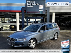 Volvo V70 - 1.6 T4 Nordic+ / NL-Auto / 180 PK / Trekhaak / Vol-Leder / Stoelverwarming / Xenon verlich