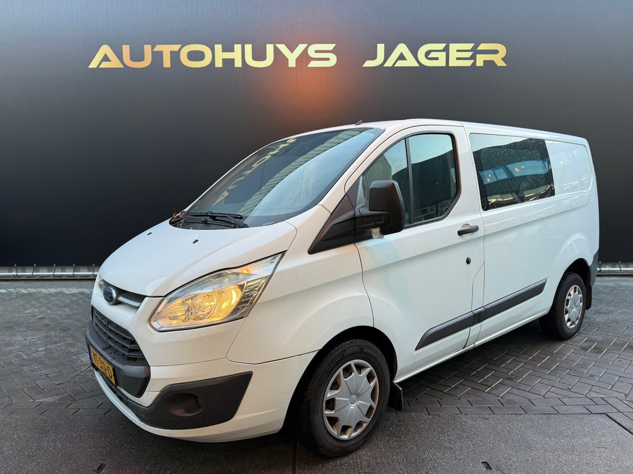 Ford Transit Custom - 270 2.2 TDCI L1H1 Trend DC 270 2.2 TDCI L1H1 Trend DC - AutoWereld.nl