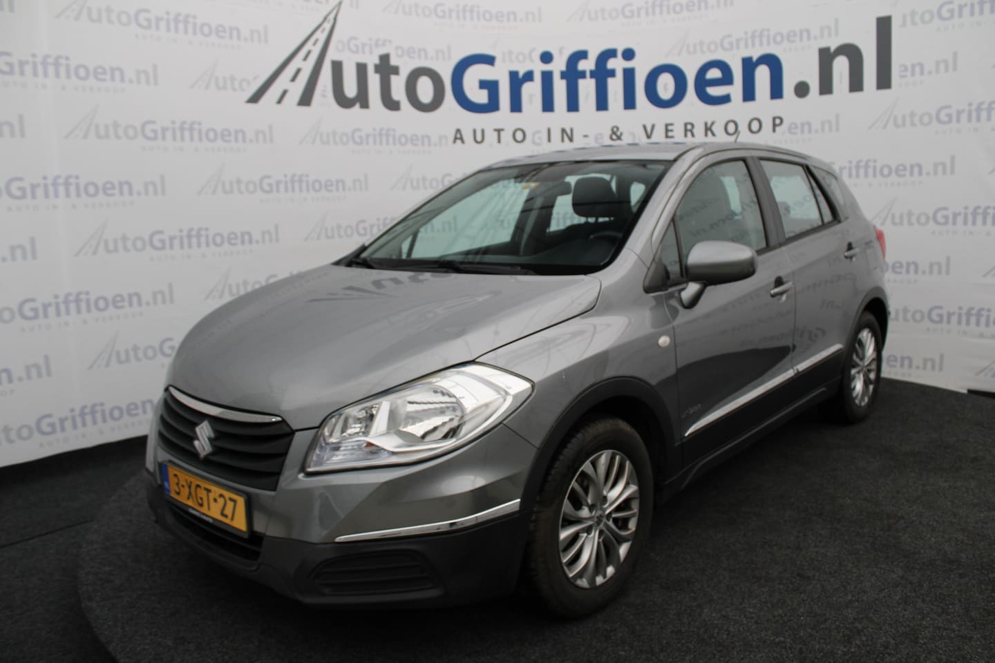 Suzuki SX4 S-Cross - 1.6 Comfort nette SUV met trekhaak - AutoWereld.nl