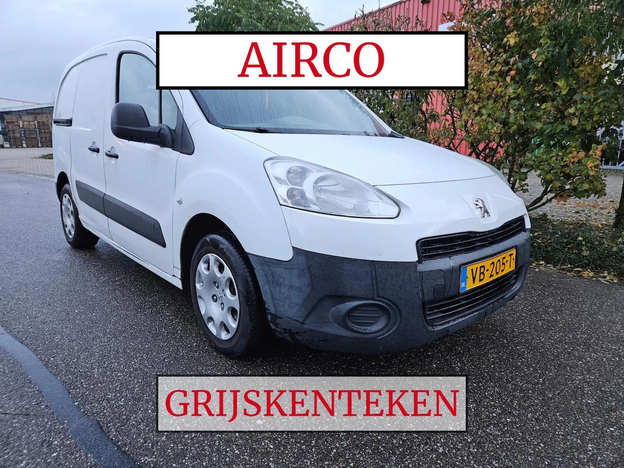 Peugeot Partner - 120 1.6 HDI L1 XT 120 1.6 HDI L1 XT - AutoWereld.nl