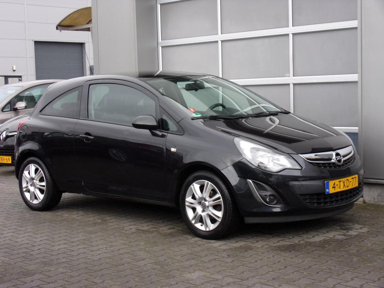 Opel Corsa - 1.2 EcoFlex BlitZ LPG Airco/Cruise!! - AutoWereld.nl