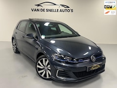 Volkswagen Golf - 1.4 TSI PHEV GTE STANDKACHEL/PANO/MATRIX