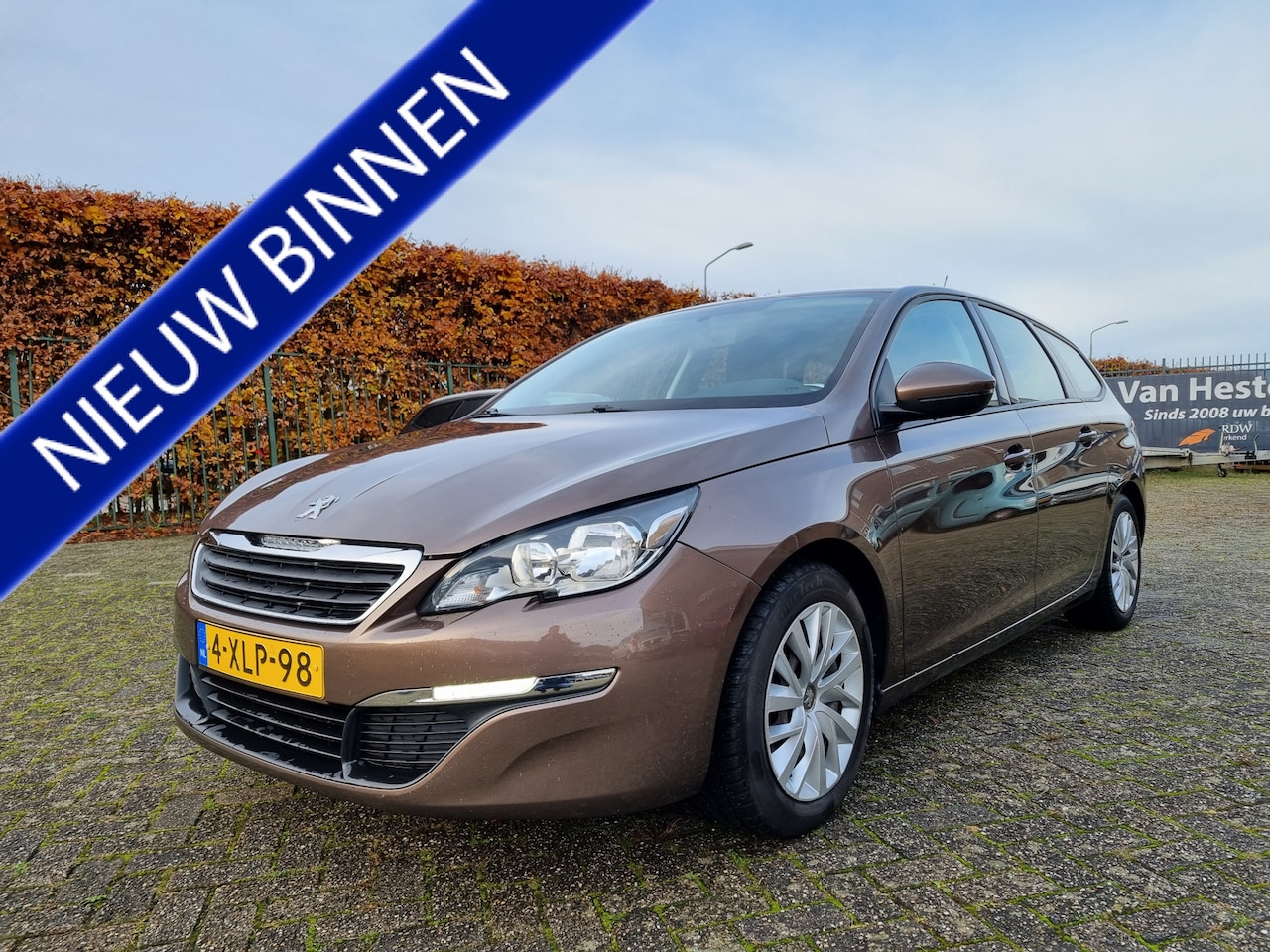 Peugeot 308 SW - 1.2 e-THP Blue ✅LEUKE AUTO ✅NIEUWE APK - AutoWereld.nl