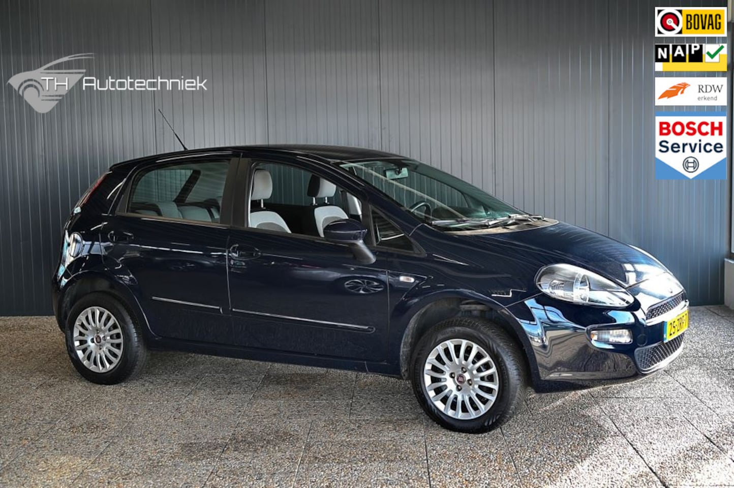 Fiat Punto Evo - 1.4 Natural Power Easy 1.4 Natural Power Easy - AutoWereld.nl