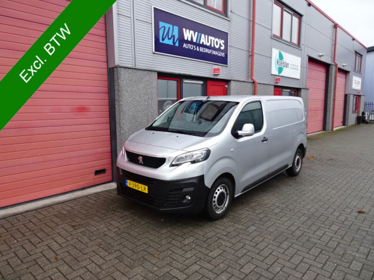 Peugeot Expert - 231S 2.0 BlueHDI 120 Premium 231S 2.0 BlueHDI 120 Premium - AutoWereld.nl