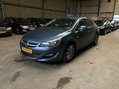 Opel Astra - 1.7 CDTi S/S Cosmo NOTCHBACK