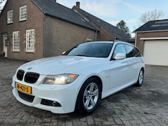 BMW 3-serie Touring - 318i M Sport Edition