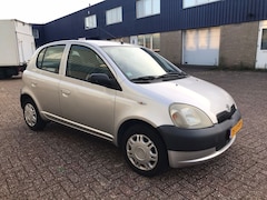 Toyota Yaris - 1.0-16V VVT-i YORIN