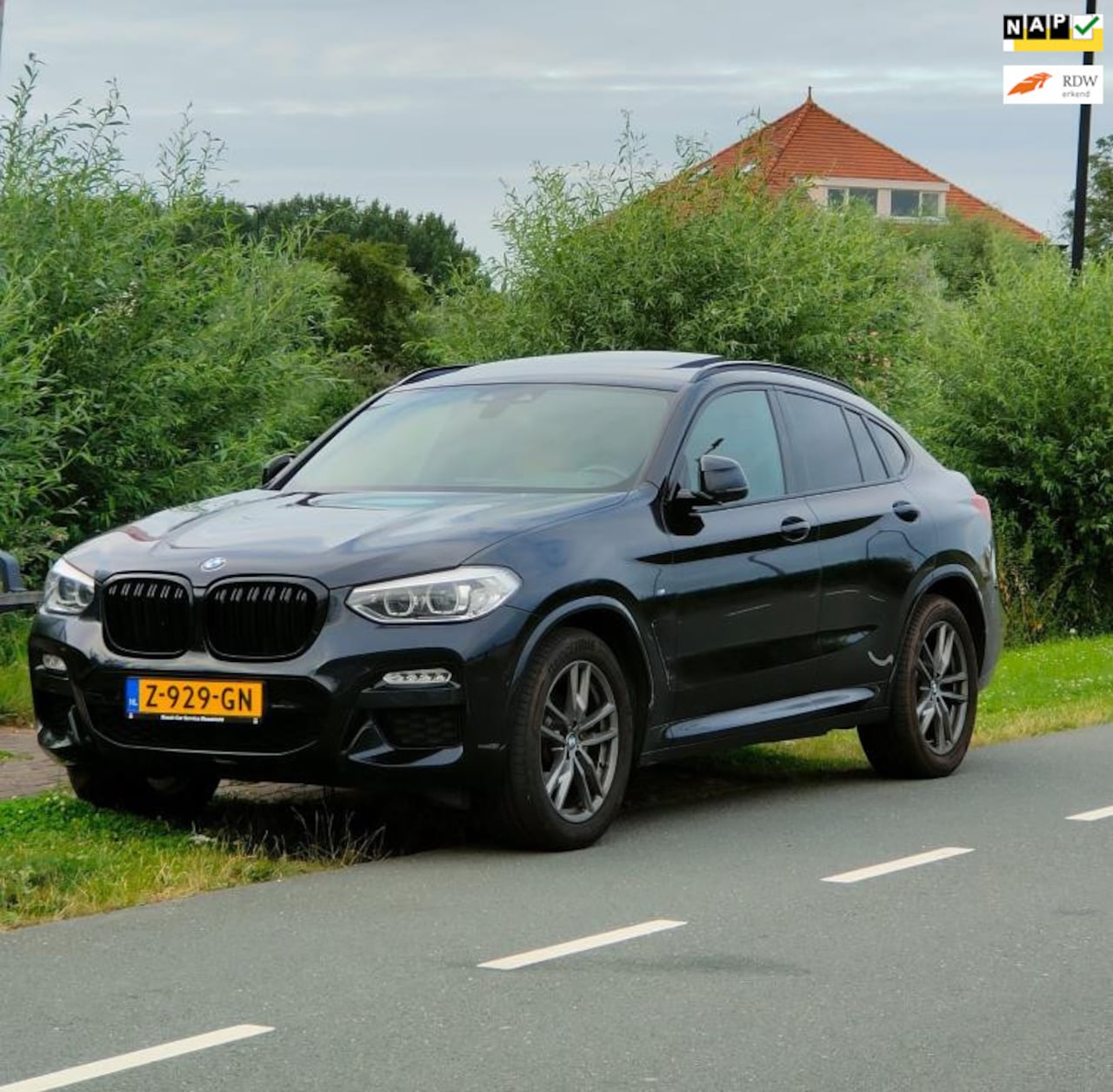 BMW X4 - XDrive High Executive M SPORT Panorama 40i Look 254pk Cam 6WB teller Navi 10inch - AutoWereld.nl