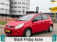 Hyundai i20 - 1.2i DynamicVersion/AIRCO/BOEKJES/2XSLEUTELS/RIJD PERFECT/TOPSTAAT