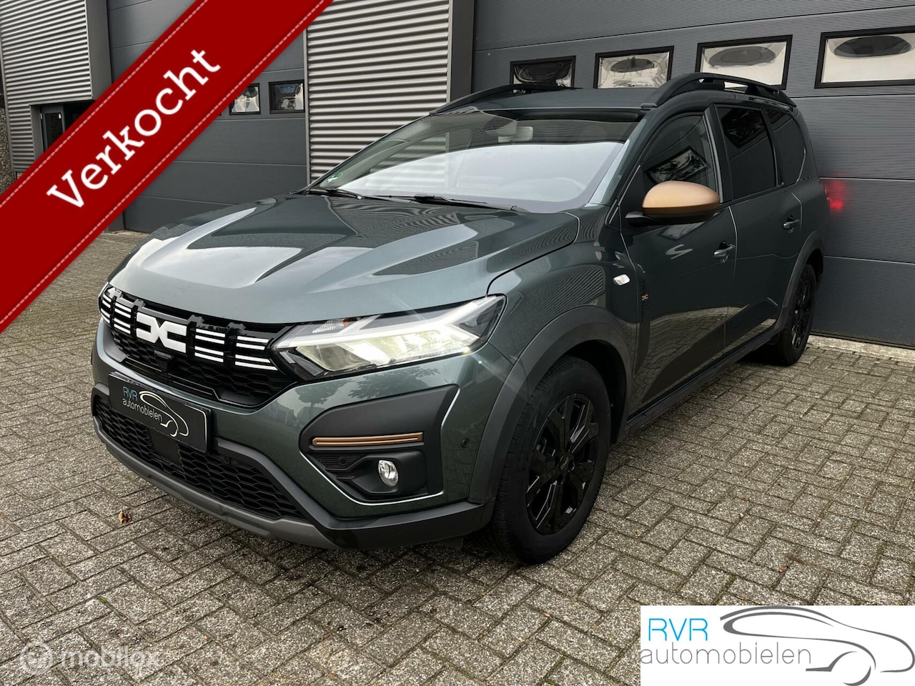 Dacia Jogger - 1.0 TCe Extreme/NAVI/CRUISE/CAMERA - AutoWereld.nl