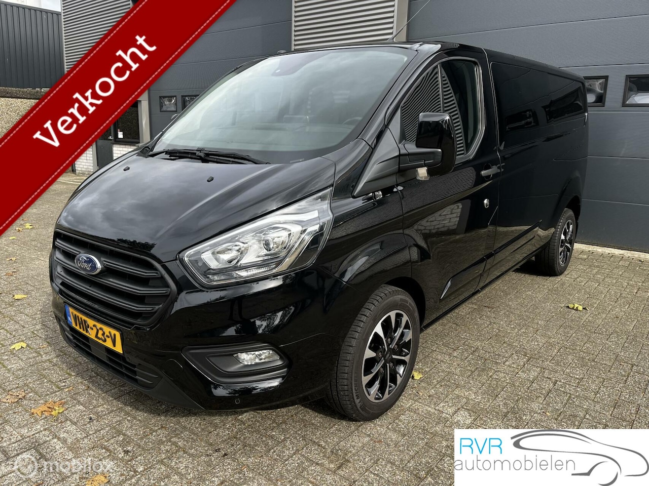 Ford Transit Custom - 340 2.0 TDCI L2H1 AUTOMAAT/ 6 PERS - AutoWereld.nl