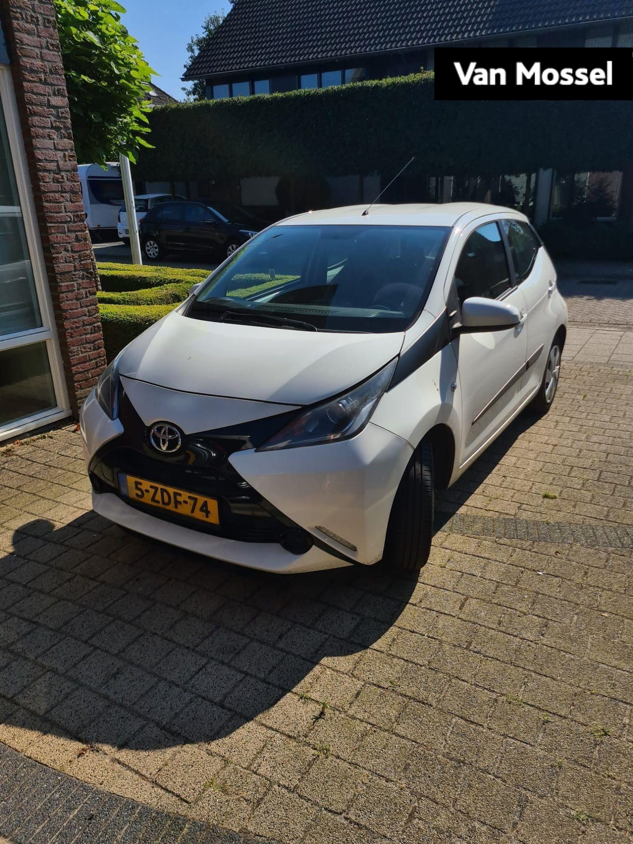 Toyota Aygo - 1.0 VVT-i x-play | Airconditioning | Elektrische ramen | Budget | - AutoWereld.nl