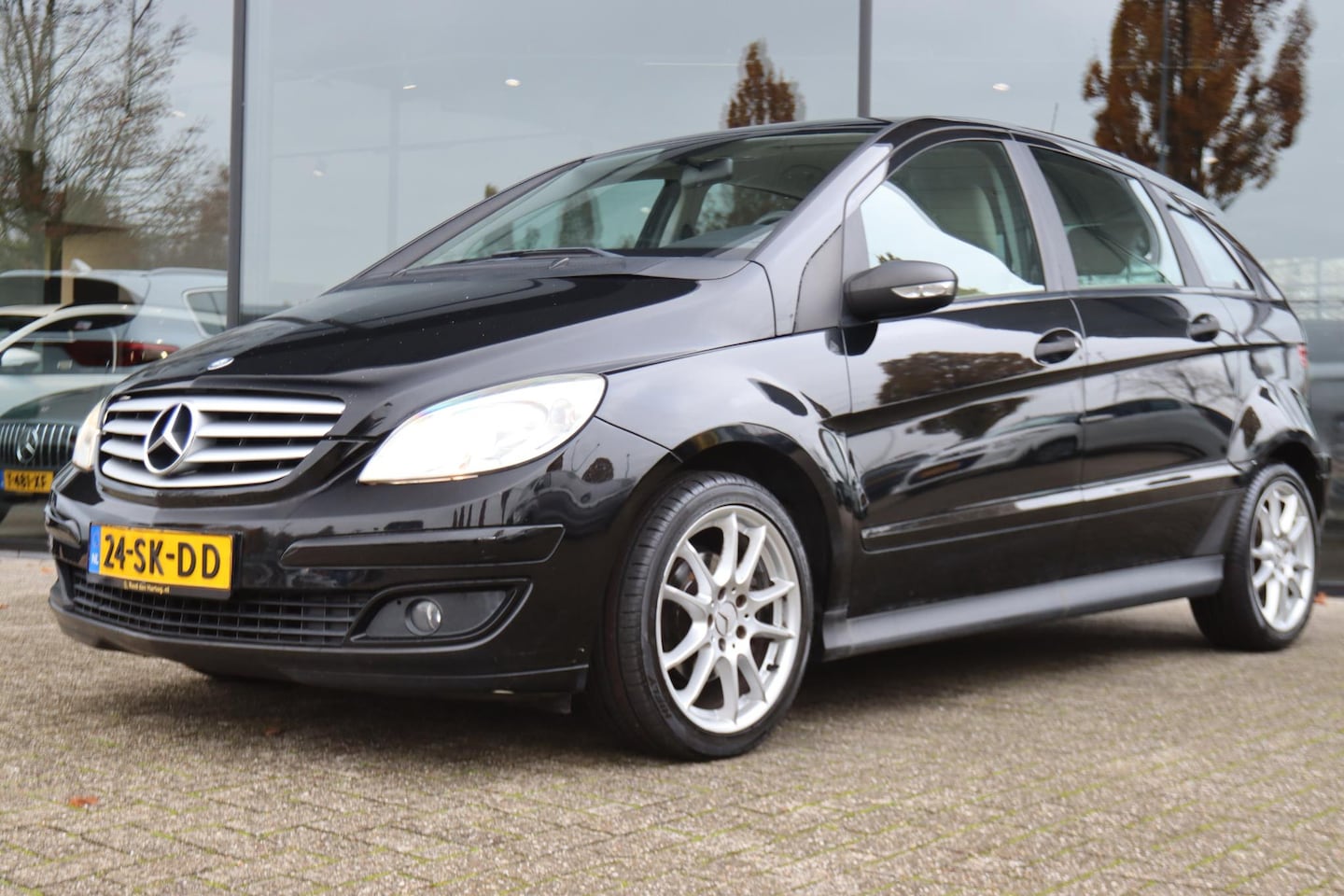 Mercedes-Benz B-klasse - 170 AUT. NIEUWE APK | AIRCO | BLUETOOTH | LMV | - AutoWereld.nl