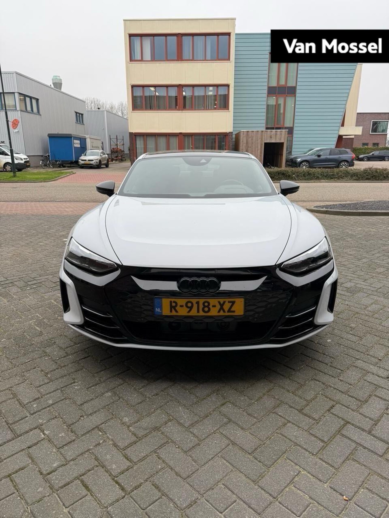 Audi e-tron GT - 93 kWh 476 PK | Automaat | Navigatie | 360 Camera | Glazen panoramadak | Bang & Olufsen | - AutoWereld.nl