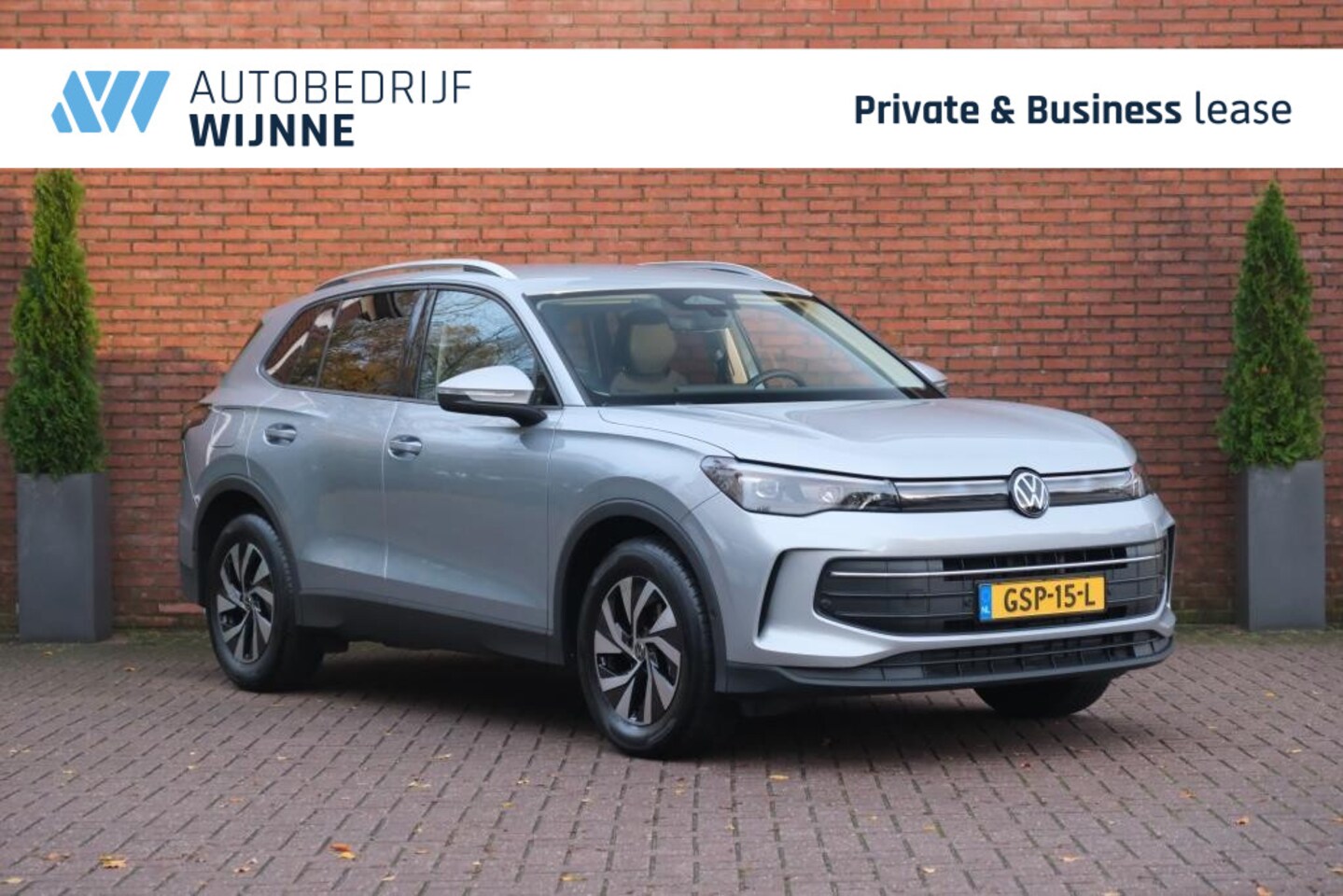 Volkswagen Tiguan - 1.5 eTSi 150pk DSG Life Edition | App-Connect | Winter-Pakket | Keyless | Camera | PDC - AutoWereld.nl