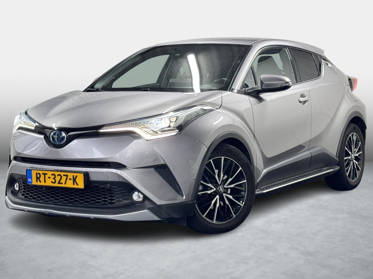 Toyota C-HR - 1.8 Hybrid Executive Stoel Stuurverwarming JBL - AutoWereld.nl