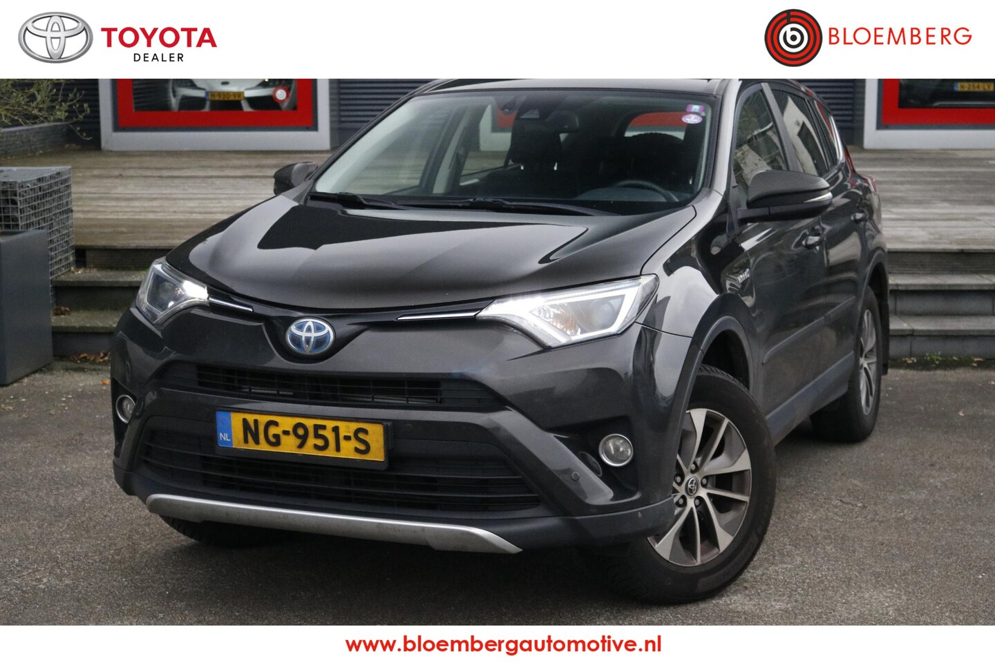 Toyota RAV4 - 2.5 Hybrid AWD Dynamic 2.5 Hybrid AWD Dynamic - AutoWereld.nl