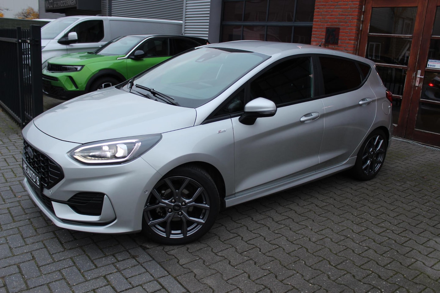 Ford Fiesta - 1.0 EcoBoost Hybrid ST-Line 1.0 EcoBoost Hybrid ST-Line | 125 PK | - AutoWereld.nl