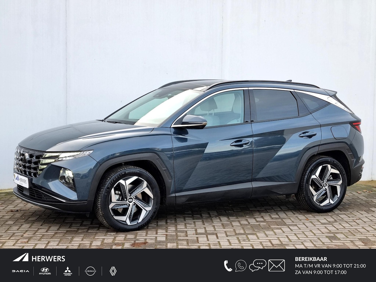 Hyundai Tucson - 1.6 T-GDI HEV 230PK Premium Sky Automaat / 1650KG Trekgewicht / Panoramadak / Schuif-/Kant - AutoWereld.nl