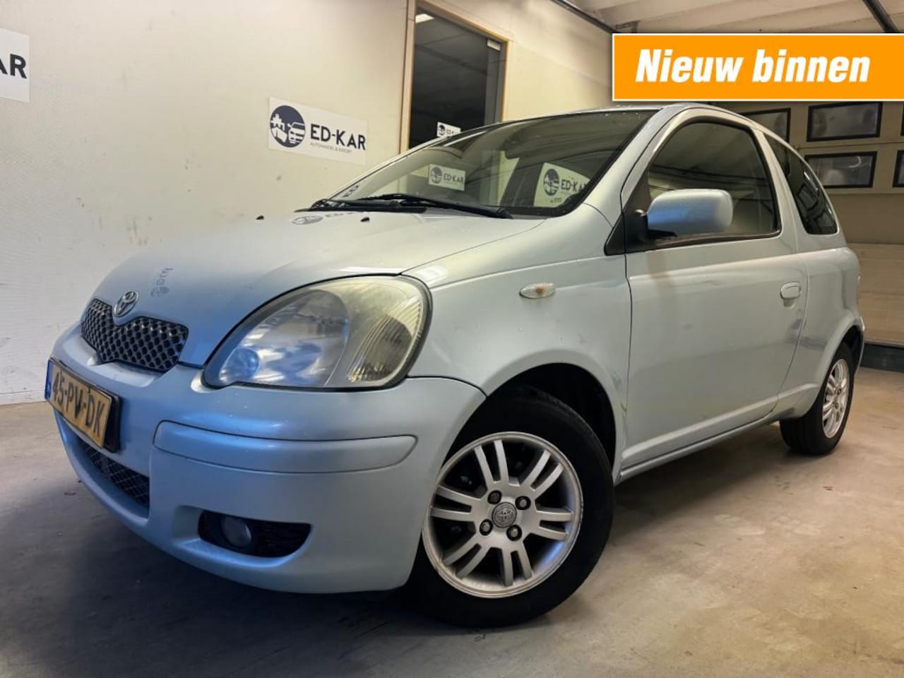 Toyota Yaris - 1.3 VVT-i Blue AIRCO NAP APK 11-2025 NETTE AUTO - AutoWereld.nl