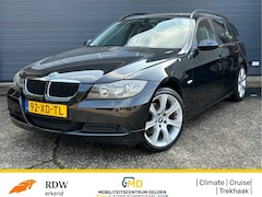 BMW 3-serie - E91 High Executive / 318i / Trekhaak / Climate / Cruise /